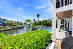 7755 Holiday Dr N, Sarasota, FL 34231 - Photo 37