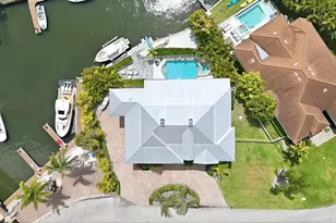 7755 Holiday Dr N, Sarasota, FL 34231 - Photo 51