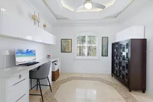 7755 Holiday Dr N, Sarasota, FL 34231 - Photo 15