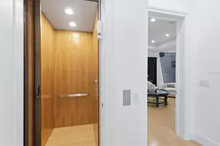 7755 Holiday Dr N, Sarasota, FL 34231 - Photo 29