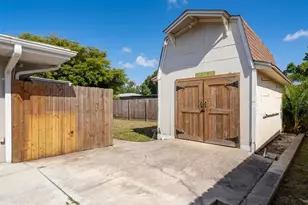 5929 Murdock Ave, Sarasota, FL 34231 - Photo 45