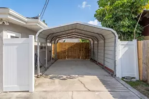 5929 Murdock Ave, Sarasota, FL 34231 - Photo 55