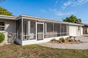 5929 Murdock Ave, Sarasota, FL 34231 - Photo 5