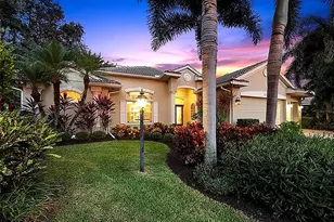 4801 Edgemont Ct, Sarasota, FL 34233 - Photo 1