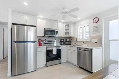6154 Midnight Pass Road #7C, Sarasota, FL 34242 - Photo 9