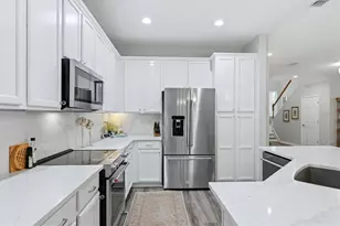 5427 Napa Dr, Sarasota, FL 34243 - Photo 17