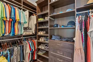 635 Key Royale Dr, Holmes Beach, FL 34217 - Photo 95