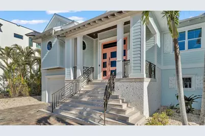 635 Key Royale Drive, Holmes Beach, FL 34217 - Photo 5