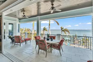 635 Key Royale Dr, Holmes Beach, FL 34217 - Photo 97