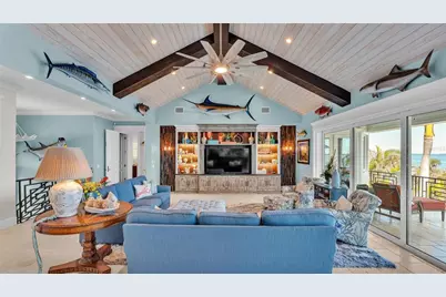 635 Key Royale Drive, Holmes Beach, FL 34217 - Photo 57