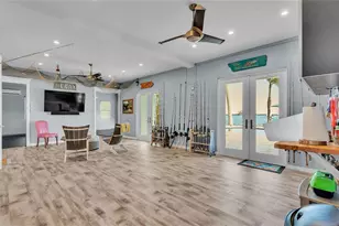 635 Key Royale Dr, Holmes Beach, FL 34217 - Photo 39