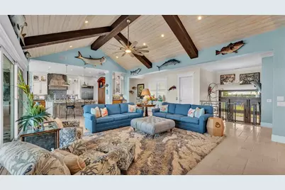 635 Key Royale Drive, Holmes Beach, FL 34217 - Photo 55