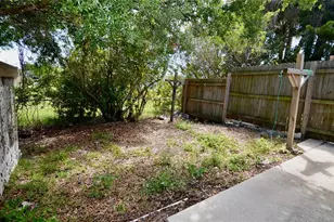 411 San Miguel Ave, North Port, FL 34287 - Photo 17