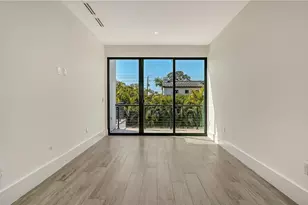 1730 Wisconsin Ln, Sarasota, FL 34239 - Photo 21