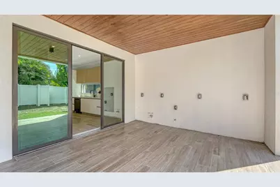 1730 Wisconsin Lane, Sarasota, FL 34239 - Photo 11