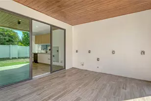 1730 Wisconsin Ln, Sarasota, FL 34239 - Photo 11