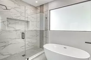 1730 Wisconsin Ln, Sarasota, FL 34239 - Photo 13