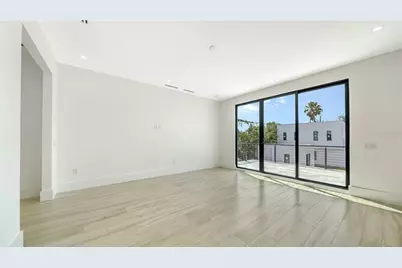 1734 Wisconsin Lane, Sarasota, FL 34239 - Photo 25