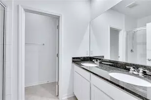 11532 Woodleaf Dr, Lakewood Ranch, FL 34211 - Photo 19