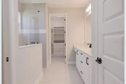 8100 Slipway Drive, Sarasota, FL 34240 - Photo 17