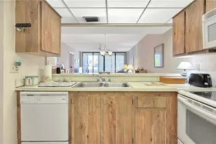 14255 Rosemary Ln, Largo, FL 33774 - Photo 7