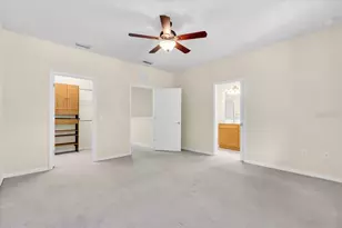 3740 82nd Ave Cir E, Sarasota, FL 34243 - Photo 9