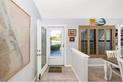 125 Englewood Garden Court, Englewood, FL 34223 - Photo 5