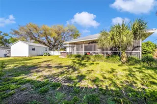 125 Englewood Garden Ct, Englewood, FL 34223 - Photo 45