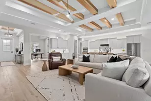 18035 Home Run Dr, Venice, FL 34293 - Photo 7