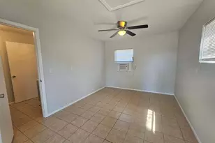 2403 21st Ave W, Bradenton, FL 34205 - Photo 7