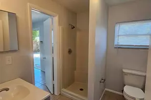 2403 21st Ave W, Bradenton, FL 34205 - Photo 9