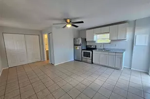 2403 21st Ave W, Bradenton, FL 34205 - Photo 5
