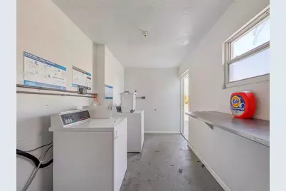 2422 11th Street W, Bradenton, FL 34205 - Photo 21