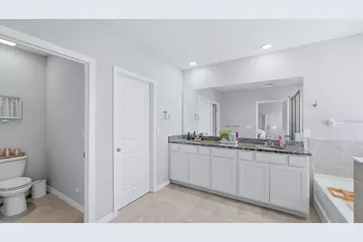 2109 Midnight Pearl Drive, Sarasota, FL 34240 - Photo 31