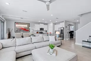 2109 Midnight Pearl Dr, Sarasota, FL 34240 - Photo 11