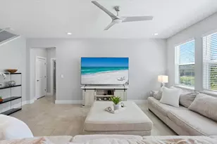 2109 Midnight Pearl Dr, Sarasota, FL 34240 - Photo 9