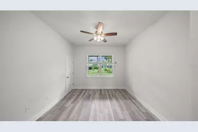 18382 Elgin Avenue, Port Charlotte, FL 33948 - Photo 15
