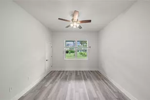 18382 Elgin Ave, Port Charlotte, FL 33948 - Photo 15