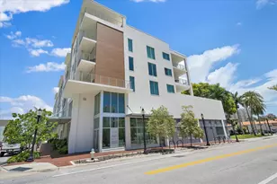 332 Cocoanut Ave, Sarasota, FL 34236 - Photo 1