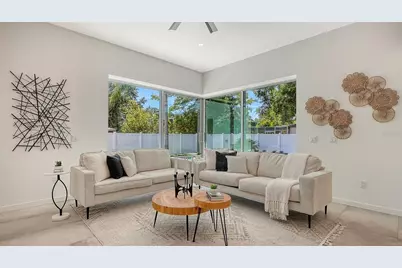 2010 Hyde Park Circle, Sarasota, FL 34239 - Photo 25