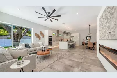 2010 Hyde Park Circle, Sarasota, FL 34239 - Photo 17