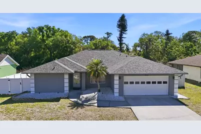 8421 Country Park Way, Sarasota, FL 34243 - Photo 1