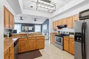 8421 Country Park Way, Sarasota, FL 34243 - Photo 19