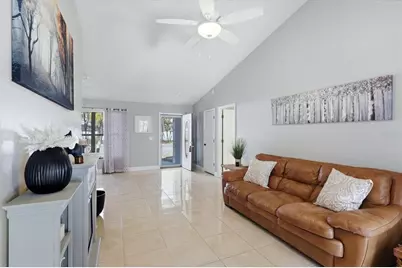 8421 Country Park Way, Sarasota, FL 34243 - Photo 11