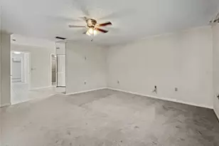 4327 Rum Cay Pl, Sarasota, FL 34233 - Photo 7