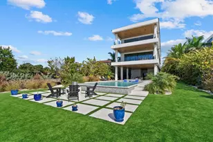 171 Whittier Dr, Sarasota, FL 34236 - Photo 75