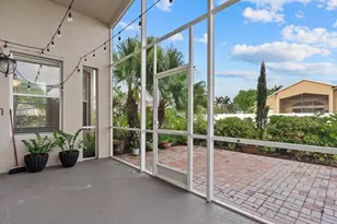 6634 38th St E, Sarasota, FL 34243 - Photo 37