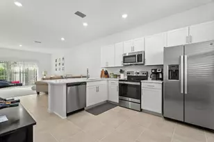 8780 Daybreak St, Sarasota, FL 34241 - Photo 5