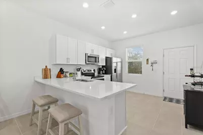 8780 Daybreak Street, Sarasota, FL 34241 - Photo 11