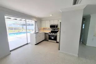 401 Sunnyside Dr, Venice, FL 34293 - Photo 15